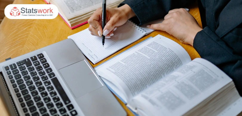 qualitative vs quantitative research objectives