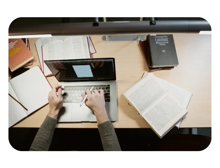 Competitive Web Research for Competitive Edge