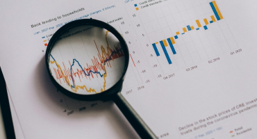 v1-The-Role-of-Statistical-Programming-in-Clinical-Trial-Data-Analysis-banner-image Role-of-Statistical-Programming blog image